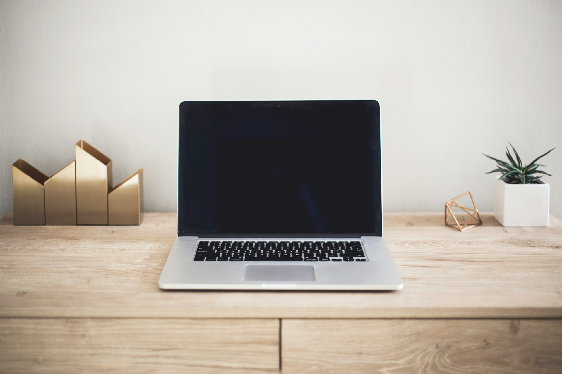 A laptop someone uses for help with kratom SEO